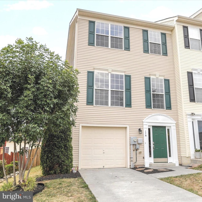 176 Oxbow Dr, Strasburg, VA 22657 - photo 1