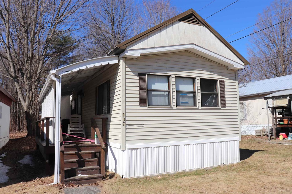 107 Glen St, Brattleboro, VT 05301 - photo 1