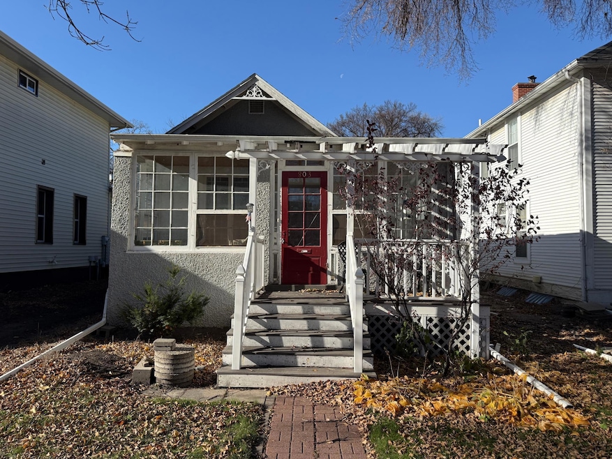 803 7th St S, Fargo, ND 58103 - photo 1