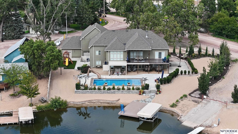 T37 Twin Lakes Dr, Fremont, NE 68025 - photo 1