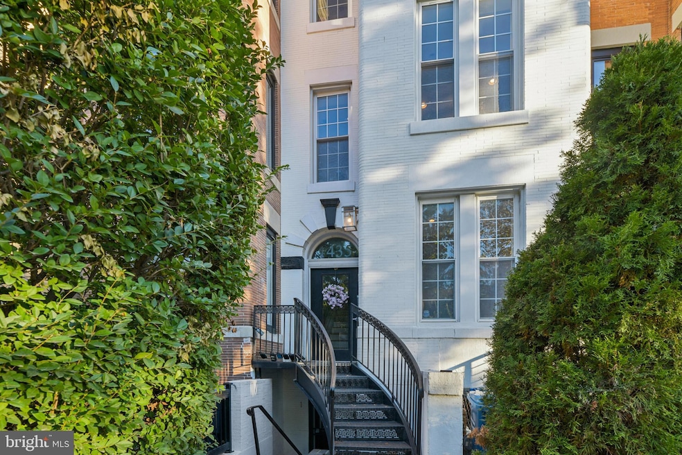 1435 Euclid St NW unit 2, Washington, DC 20009 - photo 1