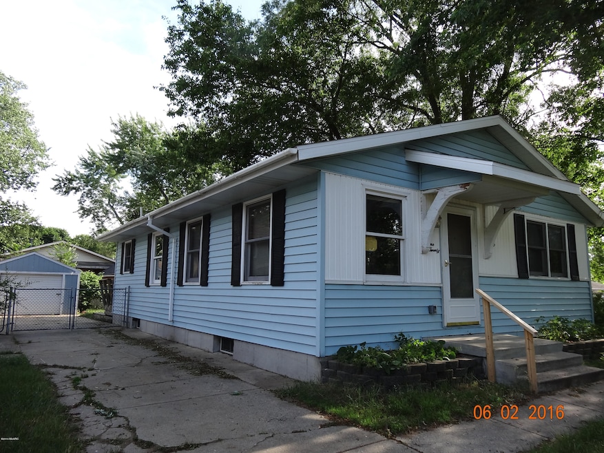 120 Frontenac 029