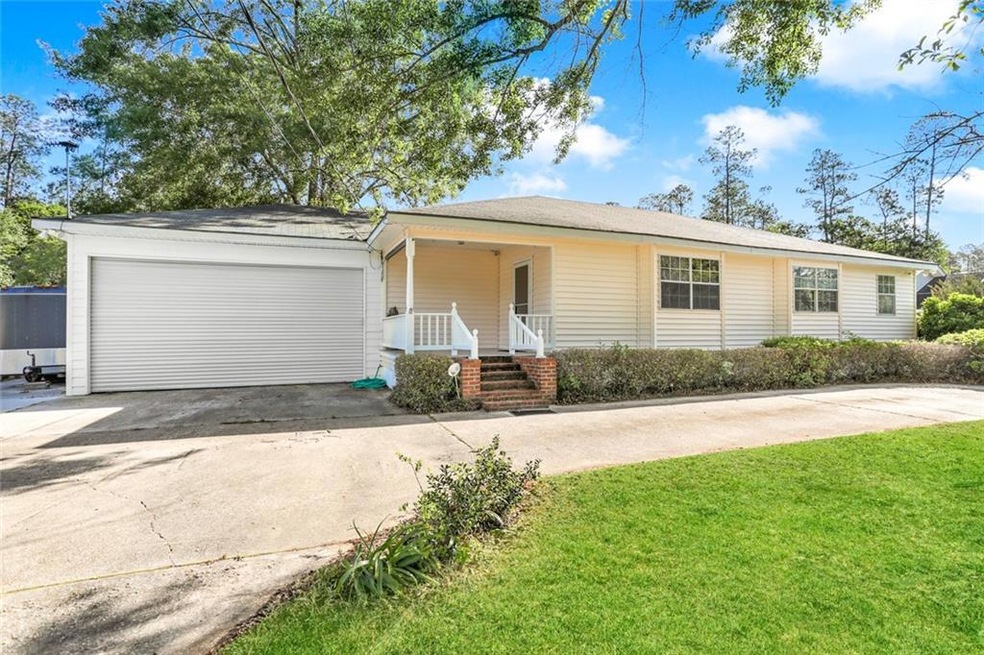 2306 Crane St, Slidell, LA 70460 - photo 1