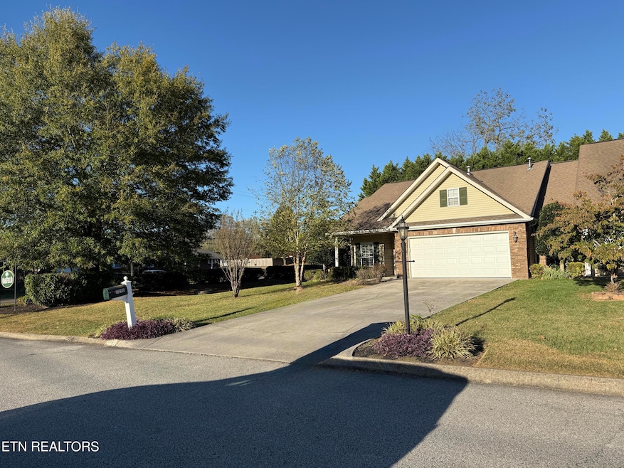 7250 Oakfield Ln unit 1, Powell, TN 37849 - photo 1
