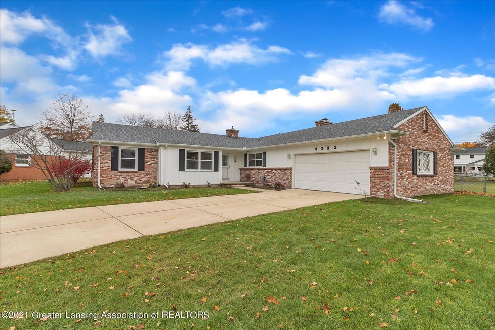 04-4332 Appletree Ln-Windowstill Real Es