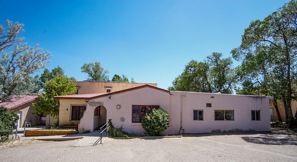 314 Don Fernando St, Taos, NM 87571 - photo 1