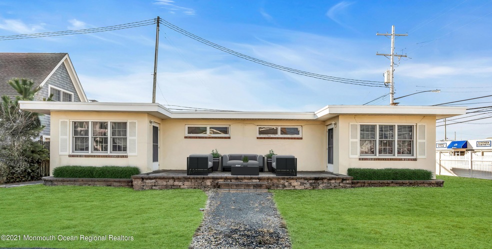 41 Jacobsen Ln, Lavallette, NJ 08735 - photo 1