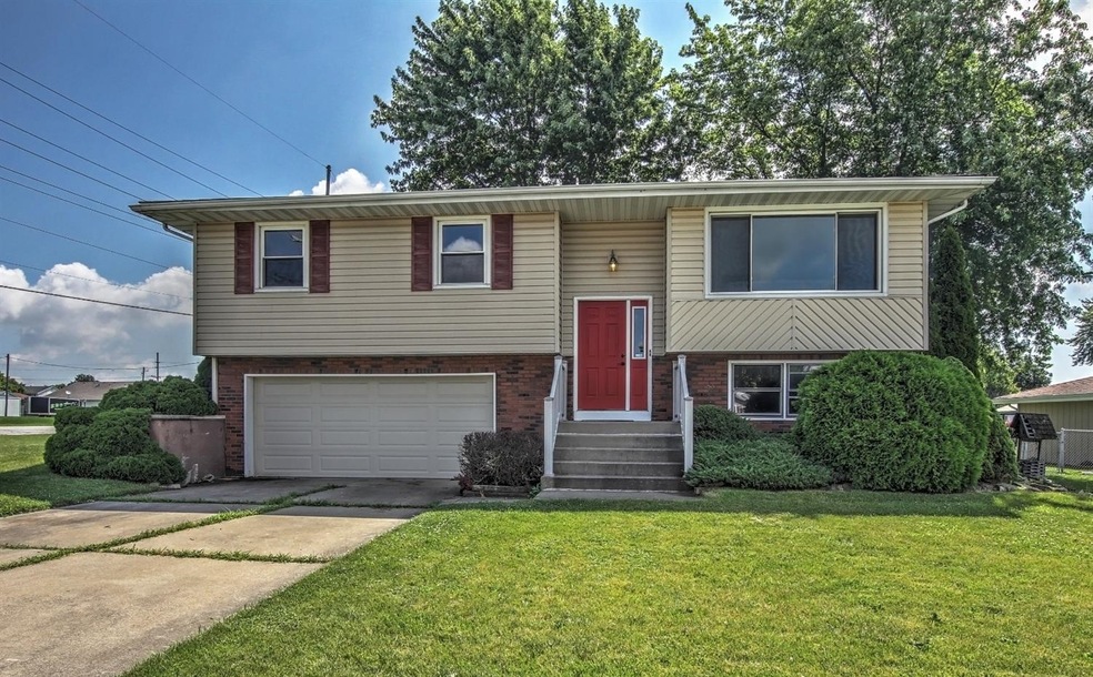 9701 Buchanan St, Crown Point, IN 46307 - photo 1