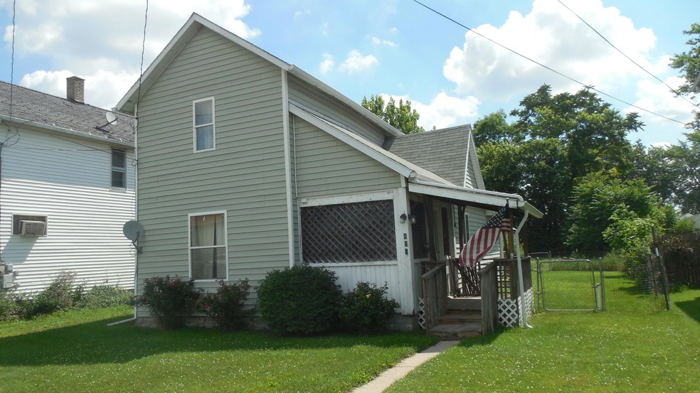 456 Avondale Ave, Marion, OH 43302 - photo 1