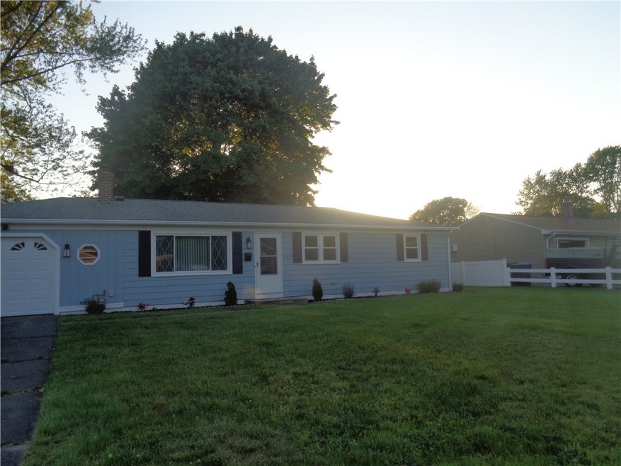 148 Asylum Rd, Warwick, RI 02886 - photo 1