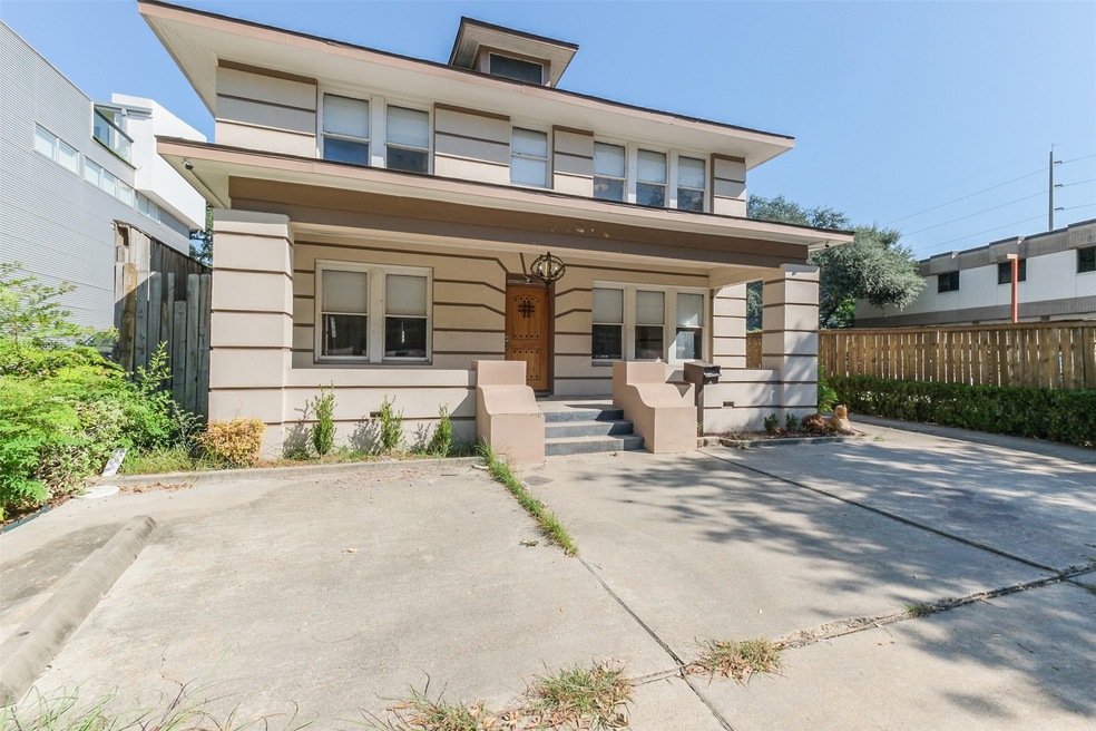 Welcome to 1716 Richmond Ave Unit 2