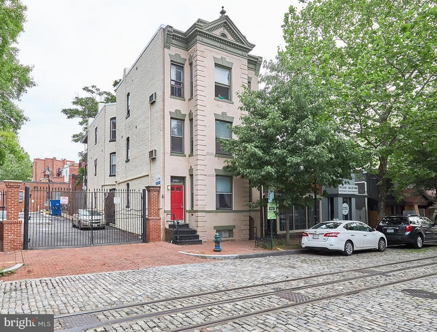 3215 O St NW unit 1, Washington, DC 20007 - photo 1