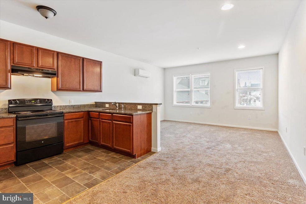 For Rent $1,650/month