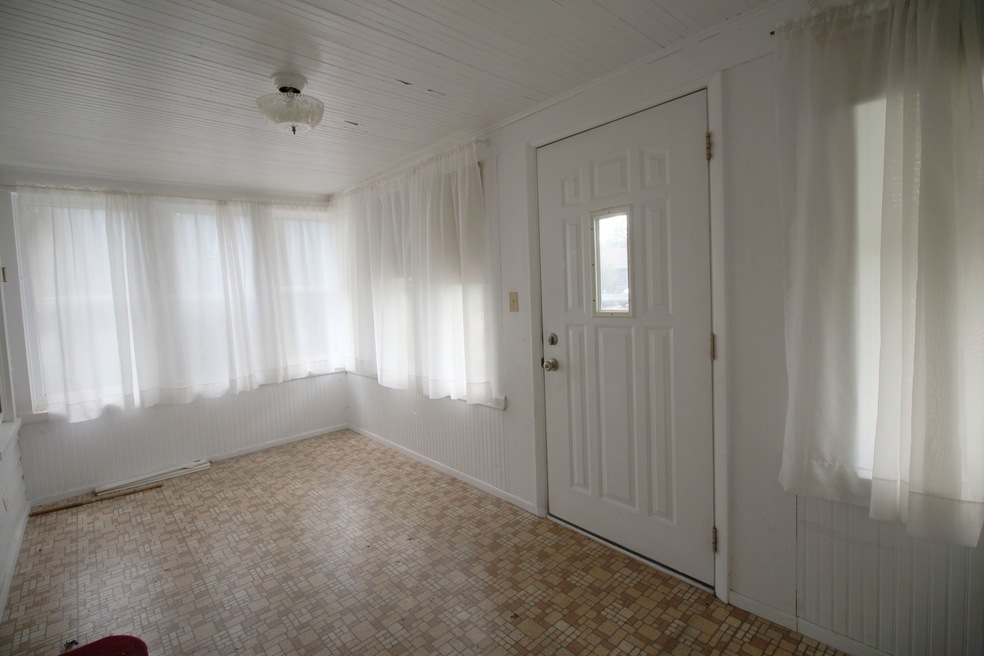 35 S Martin Ave, Waukegan, IL 60085 - photo 1