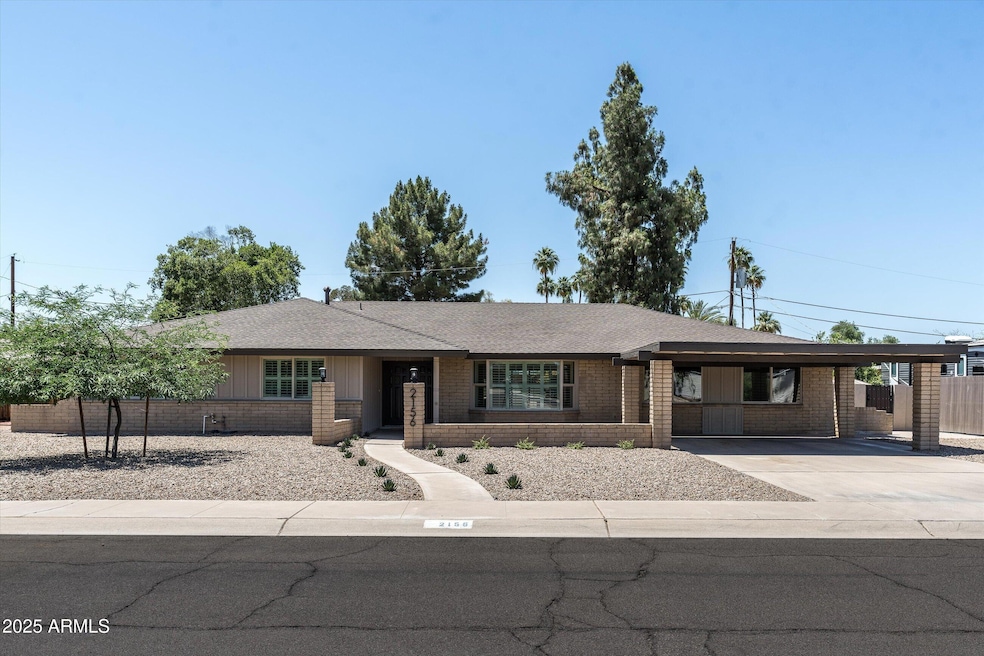 02-2156 E Cairo Dr (2 of 41)