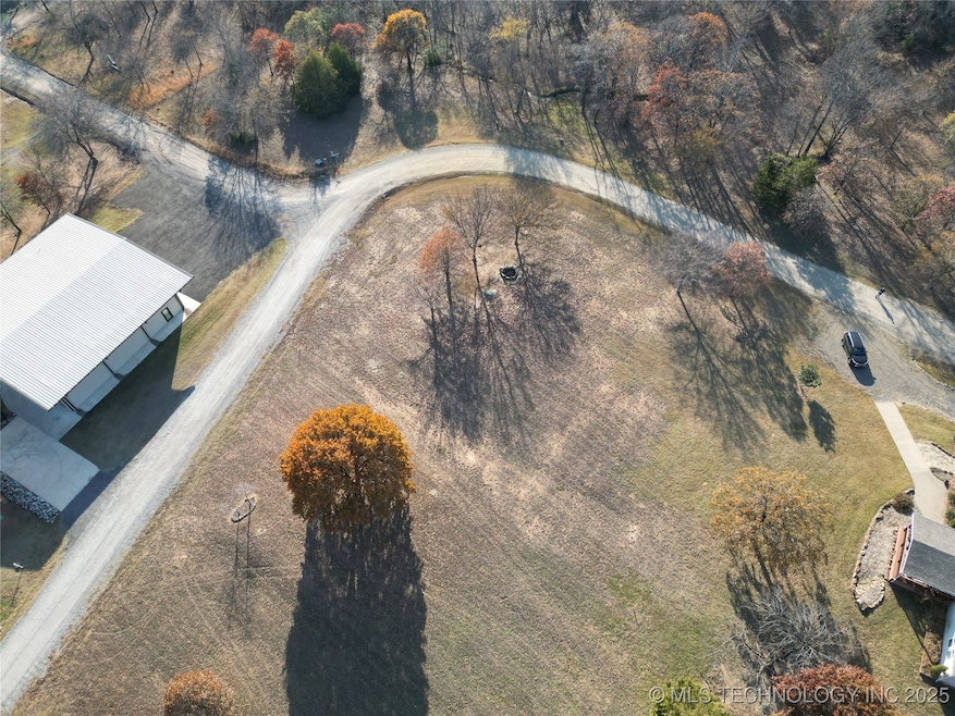 39 4297 Rd, Porum, OK 74455 - photo 1