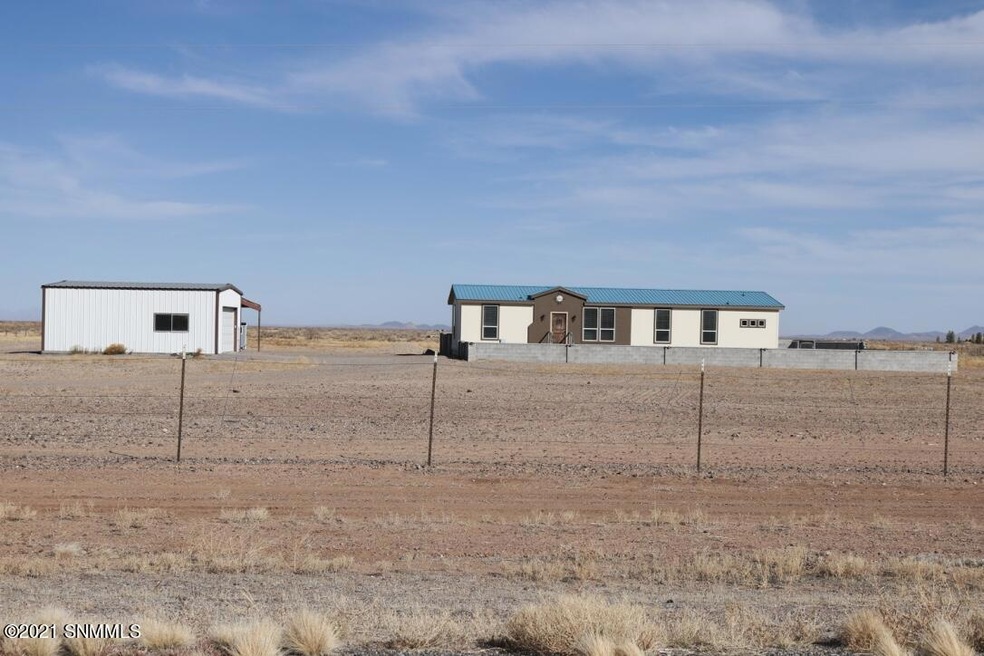 7365 Franklin Rd SE, Deming, NM 88030 - photo 1