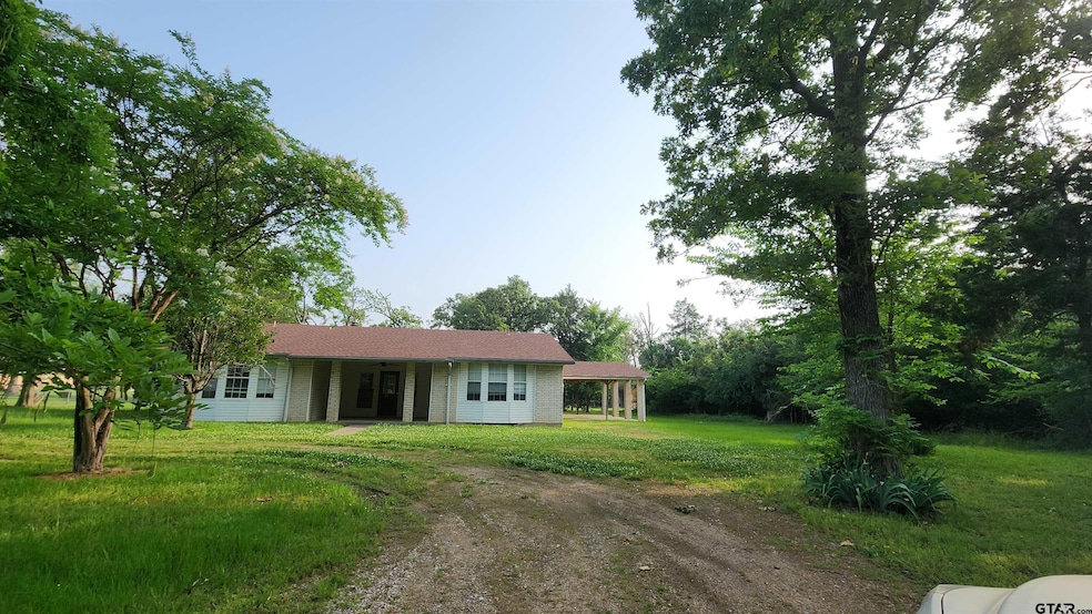 20501 Jak Ln, Chandler, TX 75758 - photo 1