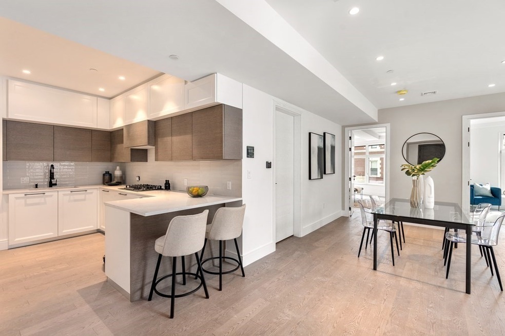 20 Boylston St unit 2, Brookline, MA 02445 - photo 1