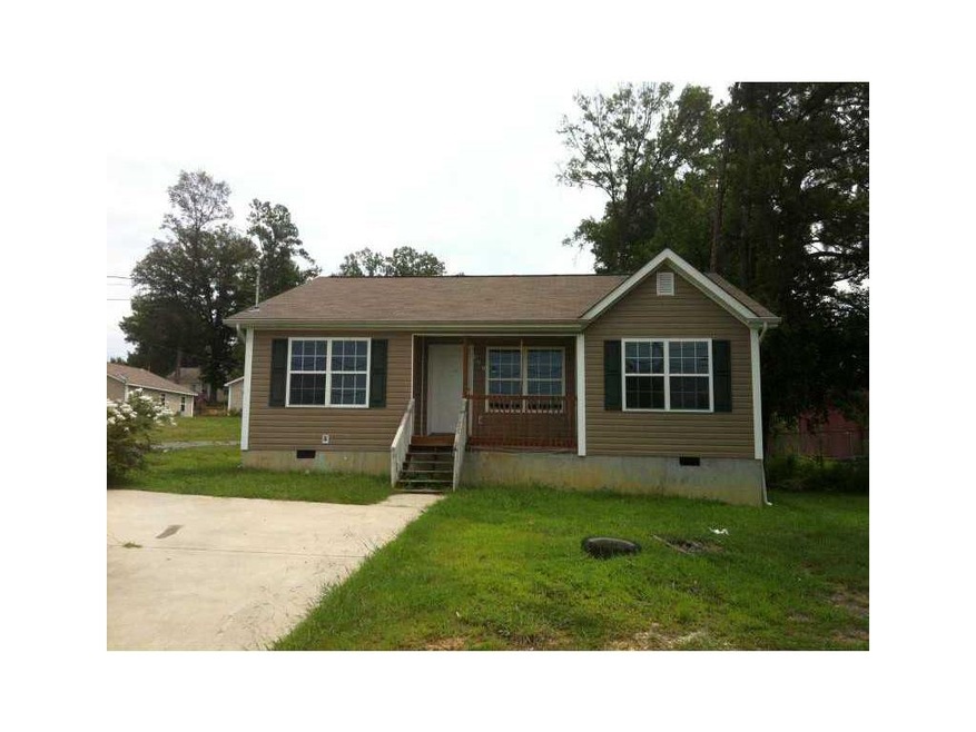 445 11th Ave, Dalton, GA 30721 - photo 1