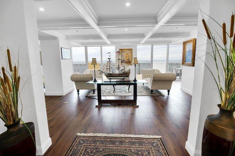 Sold $1,525,000