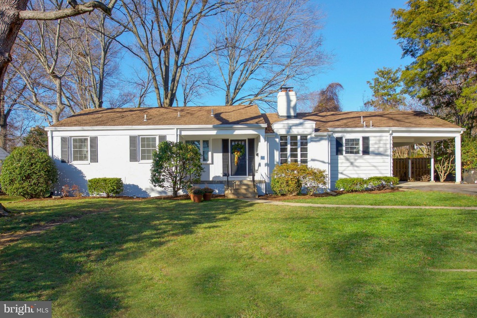 2002 Wakefield St, Alexandria, VA 22308 - photo 1