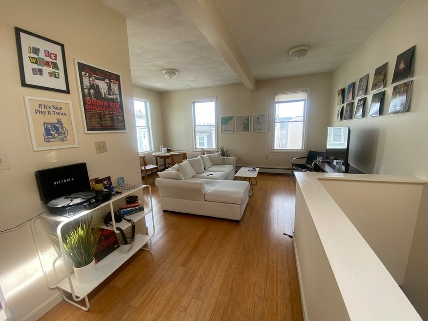 179 W 8th St unit 3, Boston, MA 02127 - photo 1