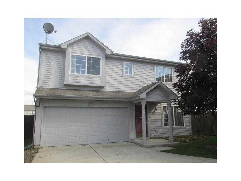 675 Pine Lake Dr, Greenwood, IN 46143 - photo 1