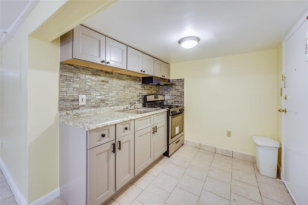 48 47th St unit B, Weehawken, NJ 07086 - photo 1