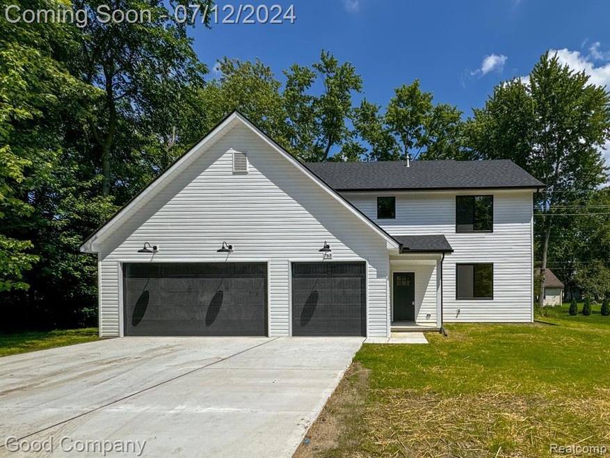 Welcome to 765 Luna Ct!
