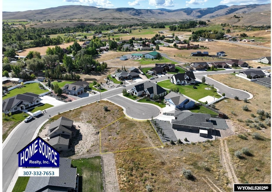 120 Roaring Fork Ct, Lander, WY 82520 - photo 1
