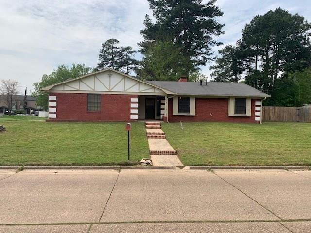 805 Bluebird Ln, Wake Village, TX 75501 - photo 1