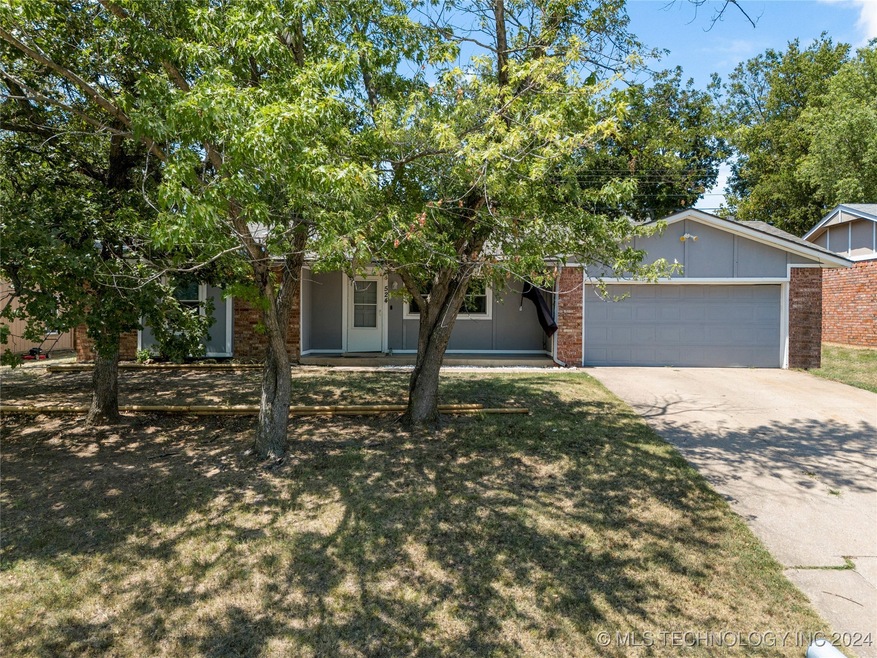 Three bedroom, 1.5 bath home situated in a quiet, family friendly neighborhood.