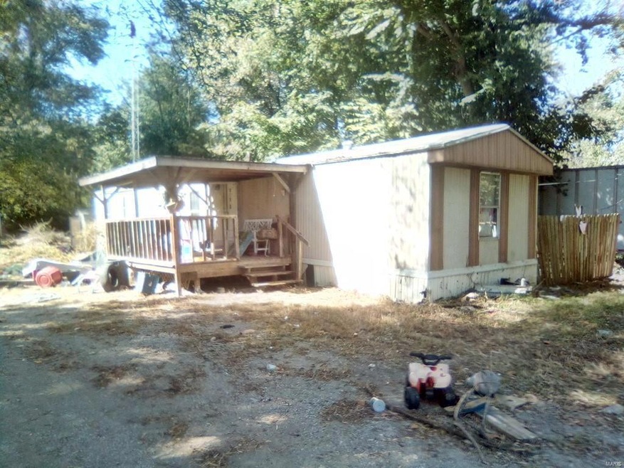 205 Joe St, Collinsville, IL 62234 - photo 1