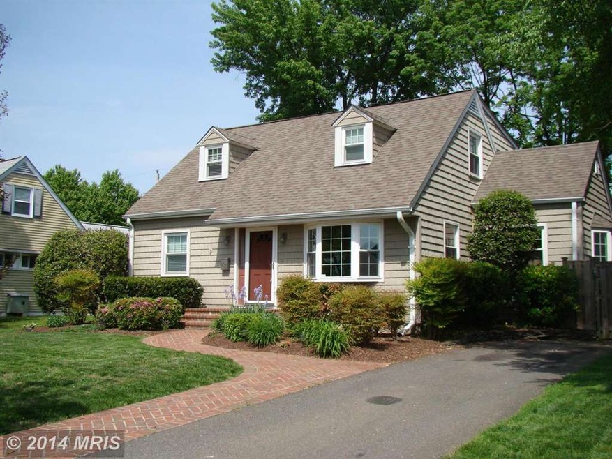 6727 Williams Dr, Alexandria, VA 22307 - photo 1