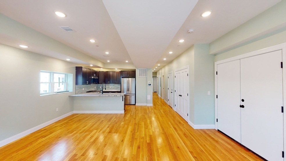 200 L St unit 1, Boston, MA 02127 - photo 1