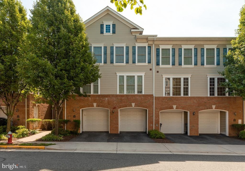 7129 Huntley Creek Place unit 52, Alexandria, VA 22306 - photo 1