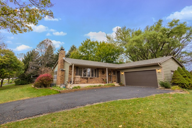 615 Gaslight Dr, Algonquin, IL 60102 - photo 1