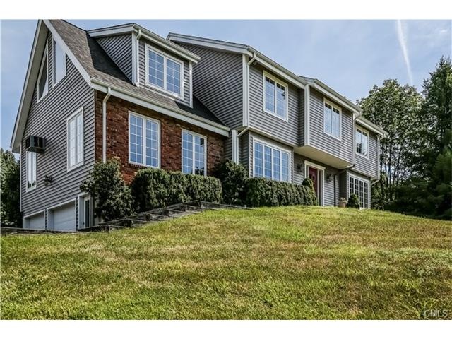 1 Smoke Ridge Dr, Sherman, CT 06784 - photo 1