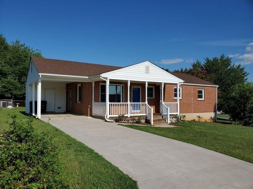 302 Lynn Haven Circle