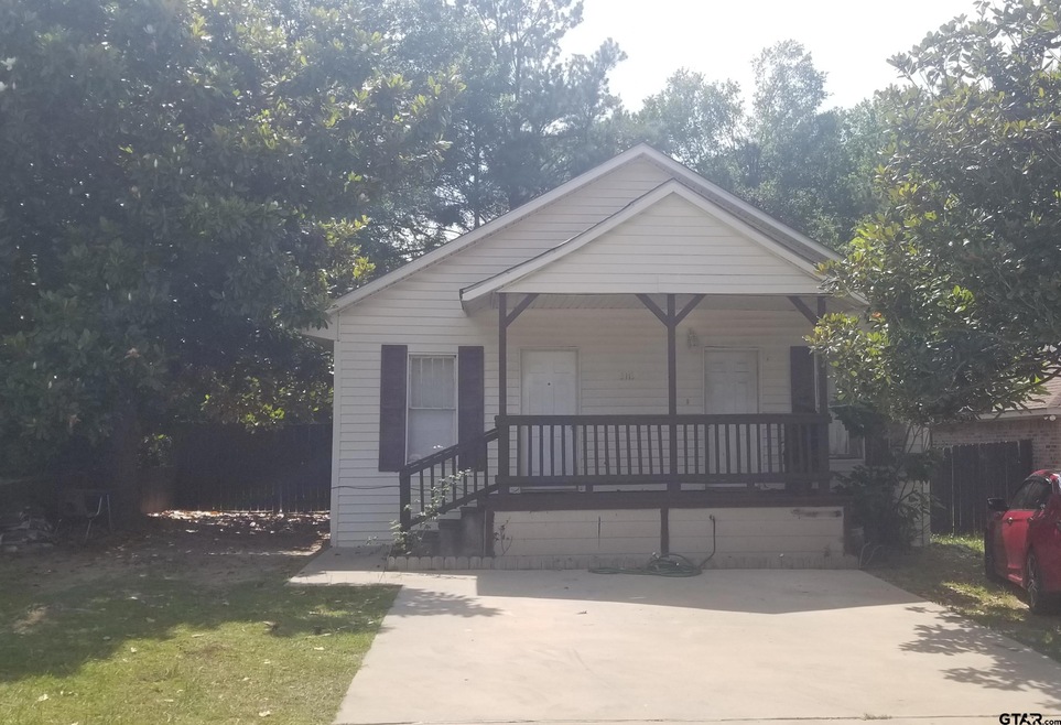 3113 3113 Seaton, Tyler, TX 75701 - photo 1