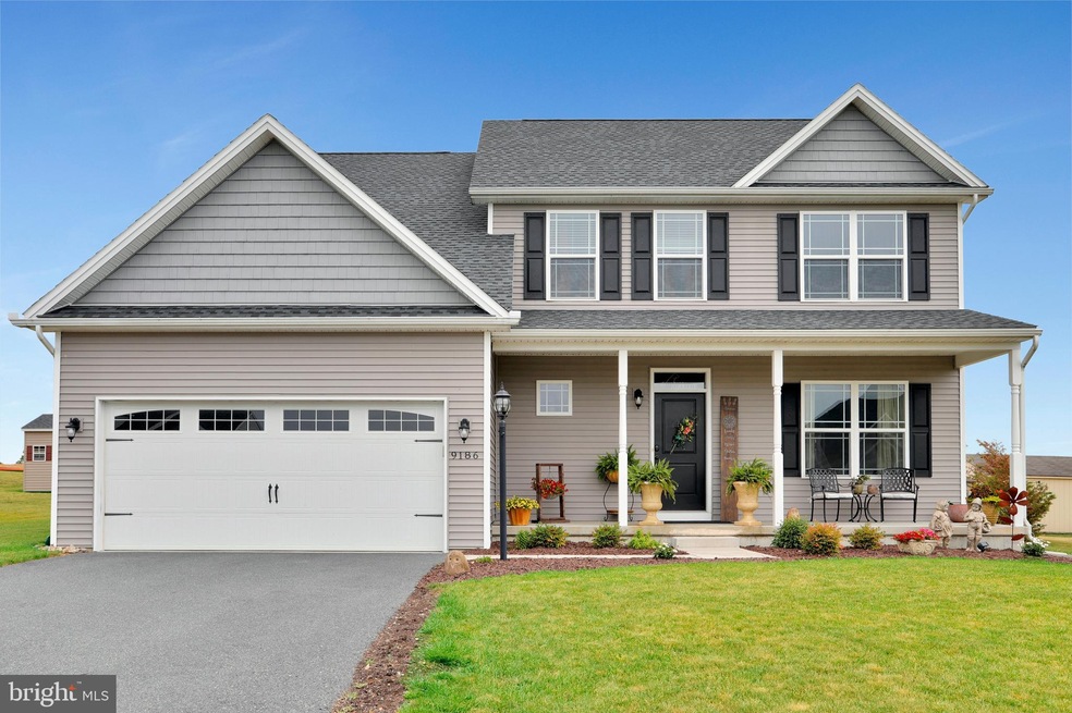 9186 Lindale Ave, Greencastle, PA 17225 - photo 1
