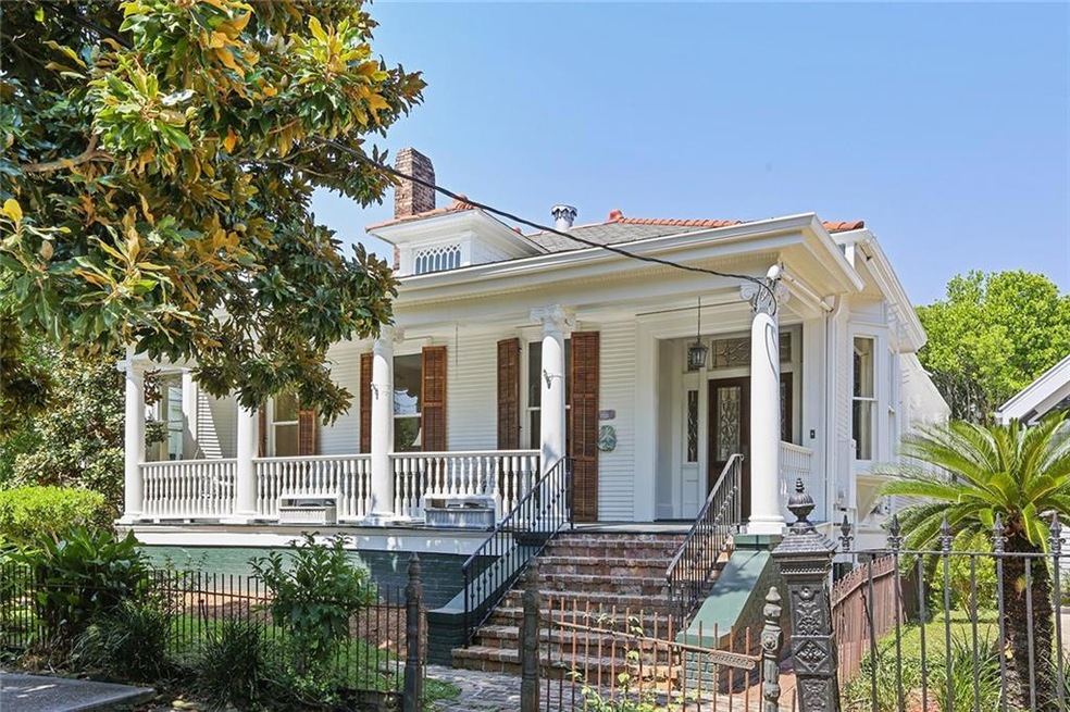 Gorgeous Victorian cottage- all on one floor