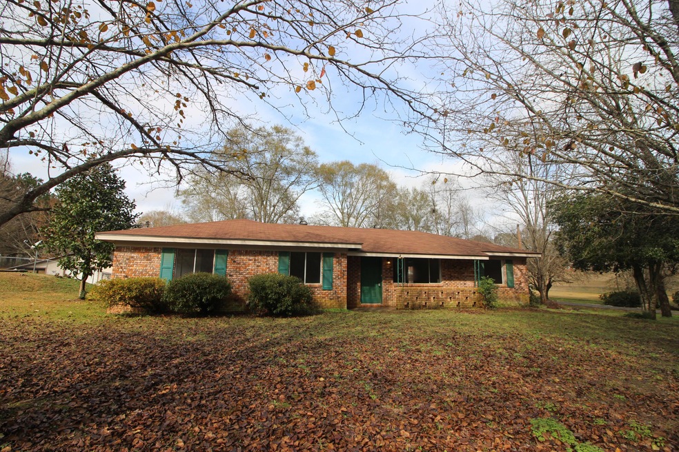 27 Meador Rd, Laurel, MS 39443 - photo 1