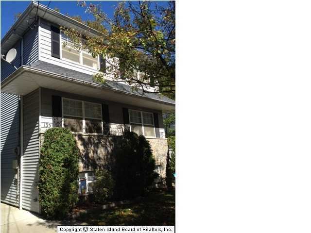 135 Cheshire Place, Staten Island, NY 10301 - photo 1