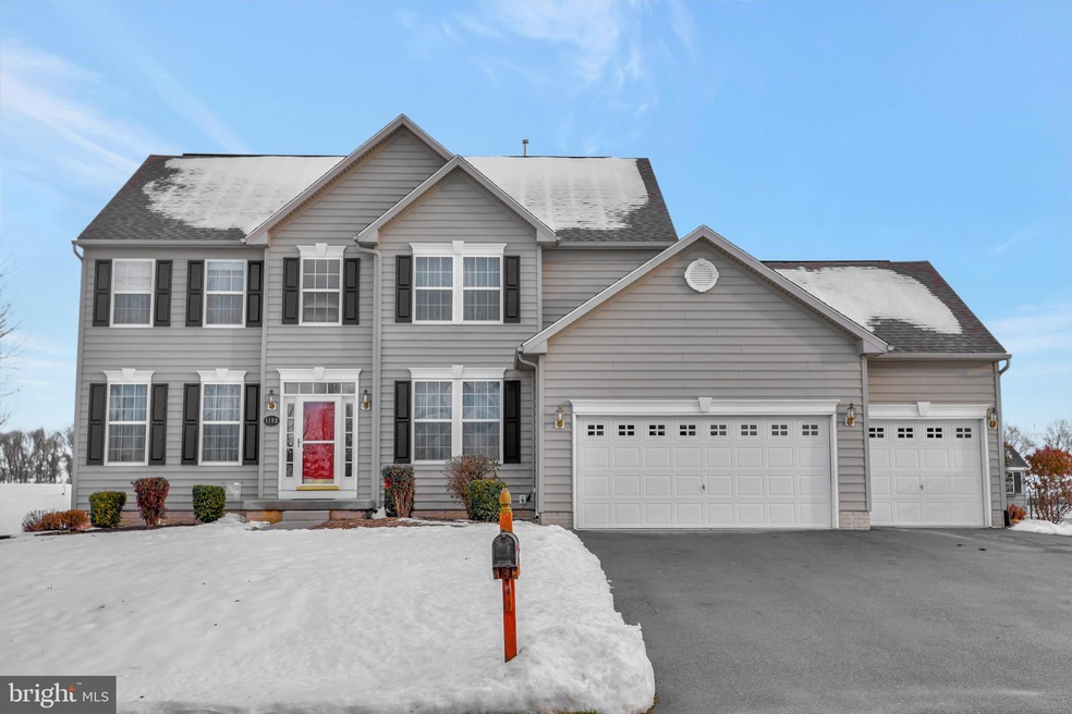 1193 Dallas Dr, Greencastle, PA 17225 - photo 1