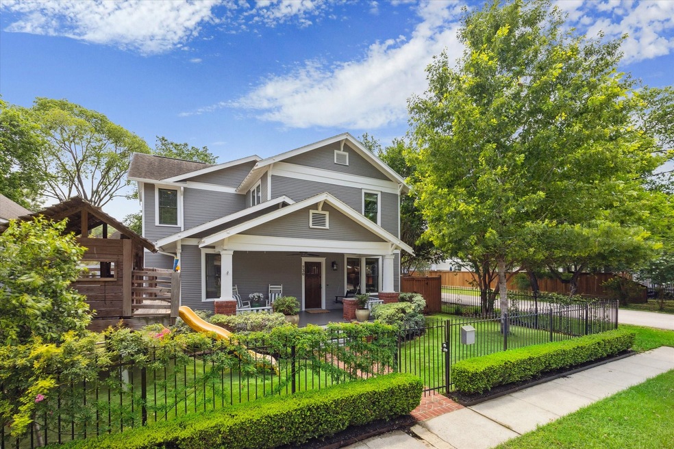 730 Omar St, Houston, TX 77009 - photo 1