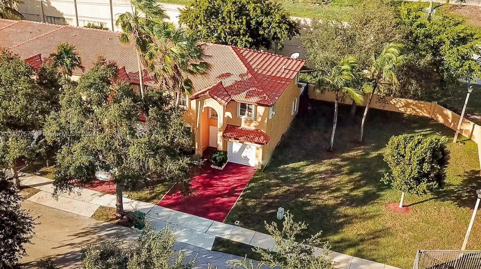 unlisted-address, Davie, FL 33325 - photo 1