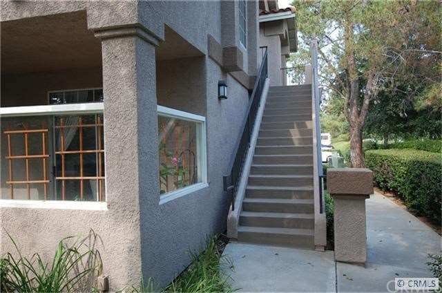 Upstairs to the front door