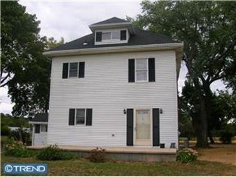 756 Clayton Rd, Williamstown, NJ 08094 - photo 1